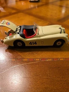 Corgi Classics Jaguar XK120 Roadster - NUB120 Rallye Des Alpes 804 Rally White - Picture 1 of 4
