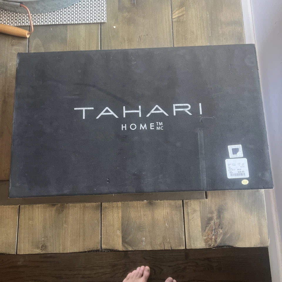 Tahari Home - Bandeja de exhibición/para servir Foto 1 de 2