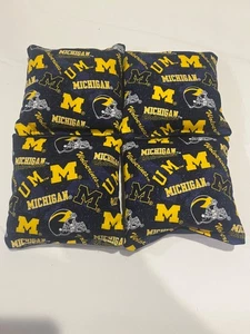 4 Cornhole Bean Bags Corn Hole Michigan Wolverines 4C - Picture 1 of 1