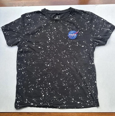 Southpole Men’s Vintage Short Sleeve Nasa Embroidered Logo Black T Shirt Size XL - Image 1 of 4