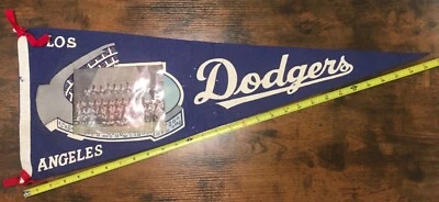 Banderín con foto de los Dodgers de Los Ángeles 1960 (foto campeones mundiales / Koufax) Foto 1 de 4