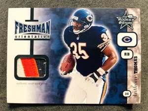 2001 Leaf Rookies & Stars Anthony Thomas Rookie RC Jersey Patch Relic Card Rare - Bild 1 von 2