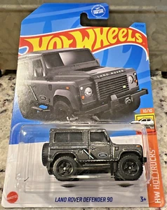 Mattel Hot Wheels *P Case* 2023 Hot Trucks 10/10 ~ 227/250 Land Rover Defender - Picture 1 of 3