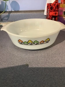 Vintage Anchor Hocking Fire King Summerfield casserole 437 1 1/2 qt USA - Picture 1 of 4