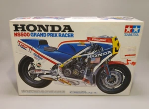 TAMIYA HONDA NS 500 GRAND PRIX RACER SCALA 1/12 scatola aperta - Foto 1 di 7