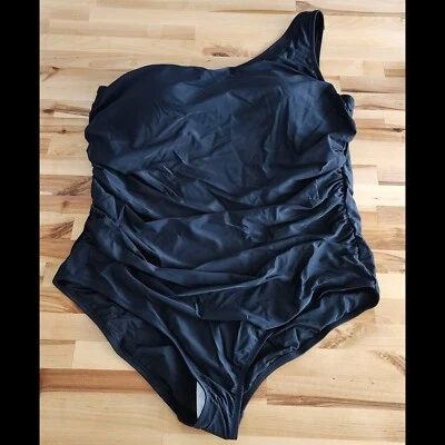 Maiô J Crew Factory um ombro franzido uma peça preto tamanho 3X novo com etiquetas - Imagem 1 de 4