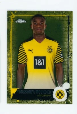 2021-22 Youssoufa Moukoko Topps Chrome Gold Refractor Borussia Dortmund 2/10 - Image 1 of 3