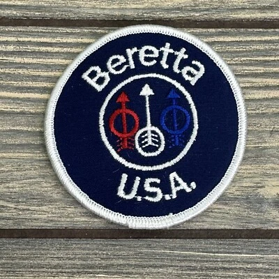 Beretta EE. UU. Armas de Fuego Logo Parche Bordado Hierro Coser Vintage Retro Chaqueta Sombrero Foto 1 de 3