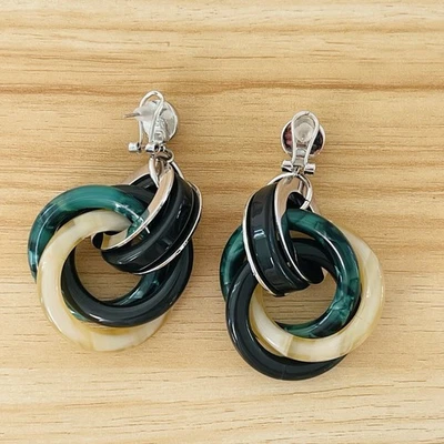 Pendientes Country Road Verde Crema Resina Tono Plata Cuelgan Bisutería Foto 1 de 4