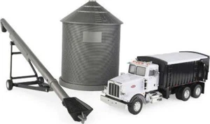 Ertl Peterbilt 367 Straight Truck im Maßstab 1:32 mit Getreidebox Ernteset - Bild 1 von 1