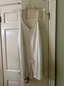 Cabernet Sleepwear Ivory Nightie, Size XL, Great Condition!! - Picture 1 of 3