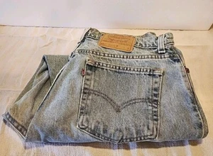 Womens Levis 551 Size 16 Short Relaxed Fit Tapered Leg - Picture 1 of 7