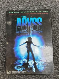 THE ABYSS Special Collector's Edition VHS & Booklet RARE Boxed - Picture 1 of 9
