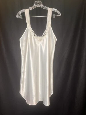 Secret Treasure Women Chemise Slip Dress Nightgown Lace Detail Bridal Size M - Image 1 of 3