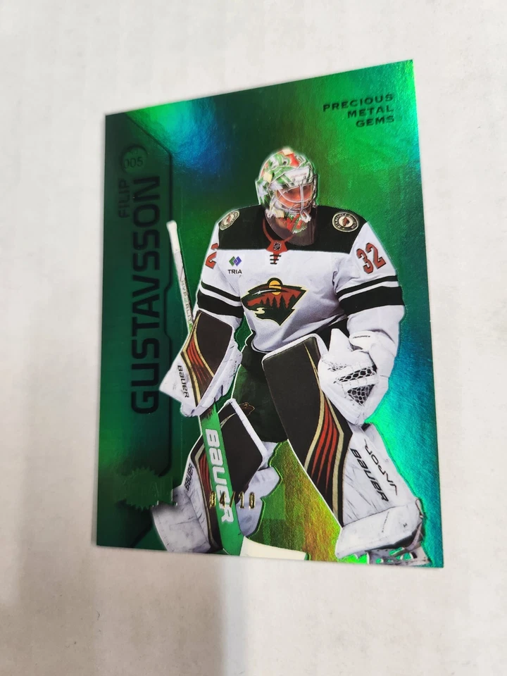 2023-24 UD Skybox Metal Universe Filip Gustavsson PMG Green #/10!  #005 Ssp! - Image 1 of 3