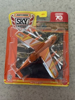 Matchbox Sky Busters Sky Sentry 26/32 Orange & White MBX RSQ Landing Pad 2023 - Image 1 of 4