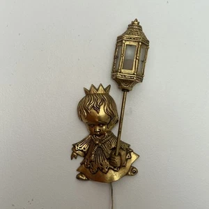 Vintage Bronze Wandleuchter. Prinzessin Figur mit Taschenlampe. - Bild 1 von 20