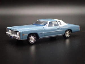 Caddy Cadillac Eldorado 1975 Modello Auto Diecast Collezionabile In Scala 1:64 - Foto 1 di 7