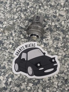 Mazda Miata 2001-2005 OEM A/C Pressure Switch Denso - Picture 1 of 3