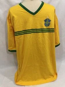 *USADO* Brasil Soccer Shirt #9 ( talla grande ) verde y amarillo con logo en la parte delantera - Imagen 1 de 5