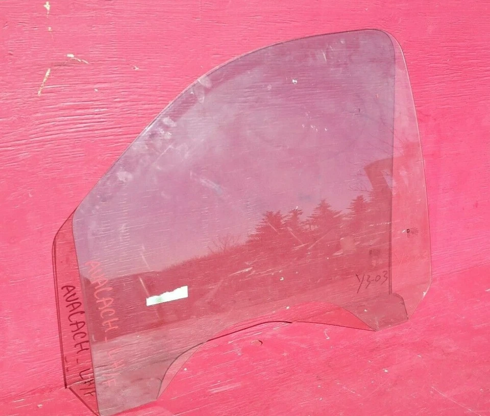 Chevrolet Avalanche 2007-2013 ventana de vidrio delantero izquierdo lado del conductor OEM 15175143 Foto 1 de 2
