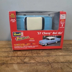 1957 Chevy Belair von Revel Pro Finish Easy Snap neu im Karton - Bild 1 von 12