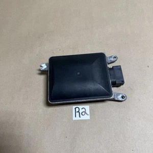 Sensor de cambio de carril de advertencia de objeto de punto ciego 8T0907566B R2 J fabricante de equipos originales Audi Porsche - Imagen 1 de 7