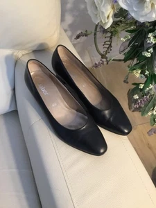 Pumps, Gabor, tolle, elegante Schuhe , 37,5, schwarz, Abs.3,5cm, gebr. sehr gut - Bild 1 von 5