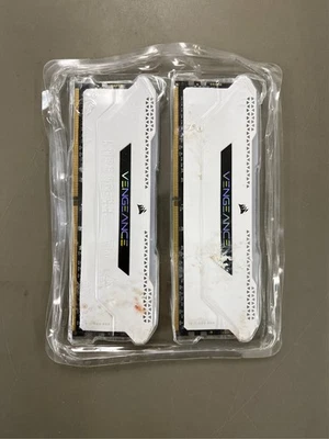 CORSAIR Vengeance LPX DDR4 RAM 32GB (2x16GB) 3200MHz CL16-20-20-38 1.35V Intel A - Image 1 of 3