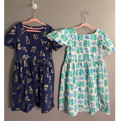 2-Mini Boden 7-8Y Vestidos de Algodón Azul Dorado Conejitos y Blanco Coral Peces Vida Marina Foto 1 de 4