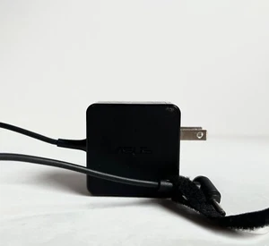 Genuine OEM ASUS Laptop Charger AC Adaptor Model AD890326 Notebook X551-X751 - Picture 1 of 3