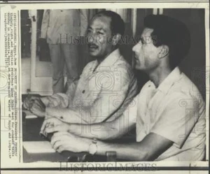 1973 Press Photo Libyan, Egyptian Presidents Meet on Countries' Merger - Picture 1 of 2