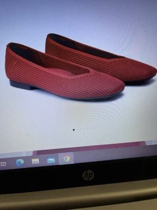 Vivaia Margot 2.0 Square Toe V Cut Flats Ruby Red size 38.5 EU / 8 US NIB! - Picture 1 of 8