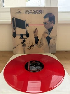Gary Numan Photograph The Best of LP Red Vinyl Signed! VERY VERY RARE! Lovely.  - Picture 1 of 8