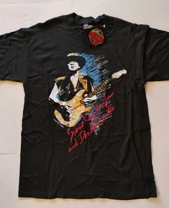 NOS con etichette vintage 1990 Stevie Ray Vaughan In Step Tour, taglia L Brockum made in USA - Foto 1 di 7