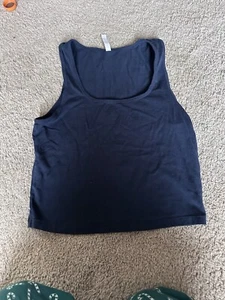Fabletics Shirt Womens Size Medium Muscle Tank Top Navy Crop Length - Picture 1 of 3