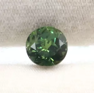 Natürlicher grüner Saphir Stein 0,80 kt runde Form Saphir Edelstein 5 x 5 mm - Bild 1 von 7