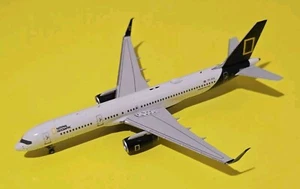 NG Models 1:400 Icelandair 757-200W National Geographic Livery TF-FIS - Bild 1 von 5