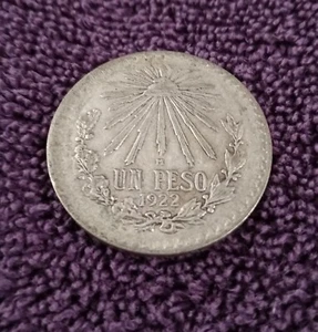 México 1922 1 Peso, EF, con detalles, brillo y tonificación - Imagen 1 de 2