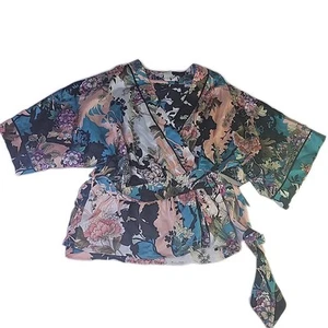Neu mit Etikett Guess Damenbluse mehrfarbig Schößchen Taille zum Binden Satin Größe S. - Bild 1 von 24