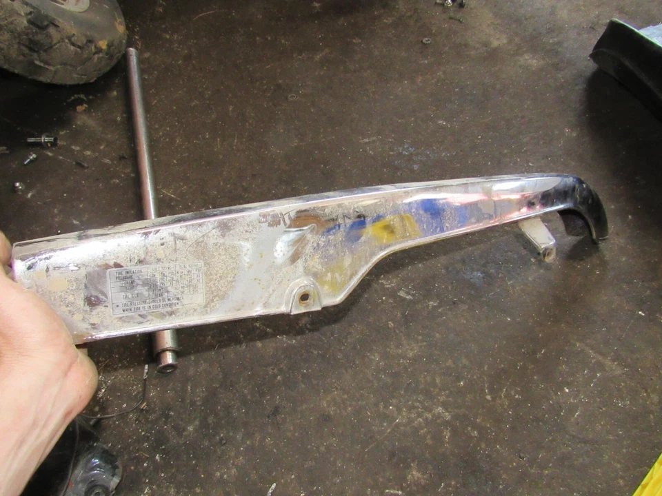 Protector de cadena Suzuki GS450 L 1983 Foto 1 de 1