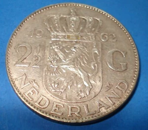 1962 Juliana Koningin der Nederlanden 2 1/2 Gulden Authentic Silver Coin - Picture 1 of 2