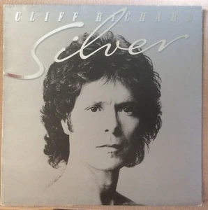 CLIFF RICHARD - SILVER  EX+ VINYL LP - large booklet /Embossed silver sleeve - Foto 1 di 12