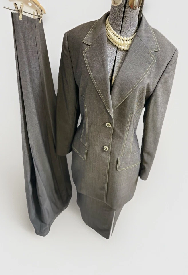 Conjunto de tres piezas falda pantalón Escada talla 42 o 12 de Ermenegildo Zegna LEER Foto 1 de 4