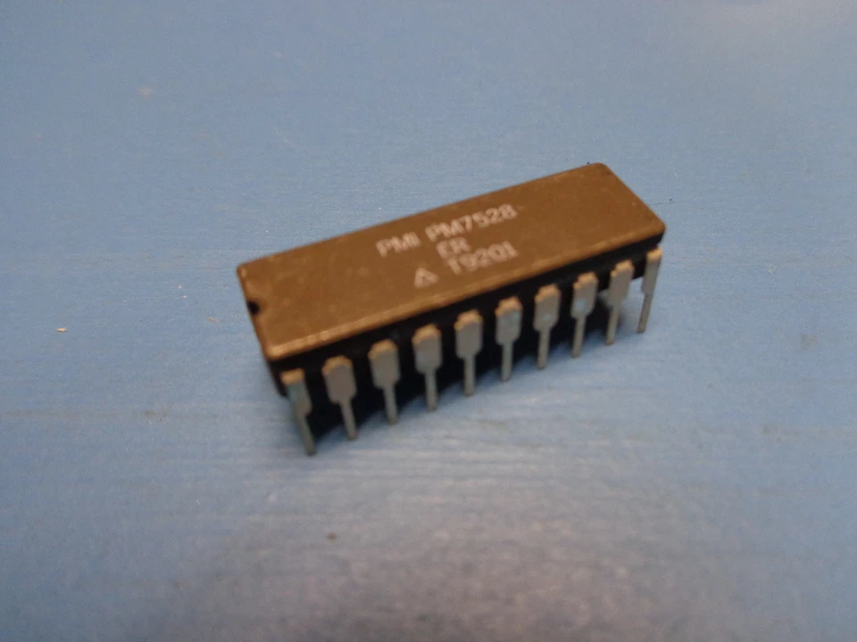 1 pc PM7528ER PMI DUAL 8-BIT CMOS DAC D/A CONVERTER 20PIN CERDIP NEW USA SELLER - Image 1 of 1
