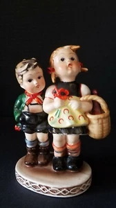 VINTAGE MARKET DAY LITTLE GIRL & BOY, HOLDING A BASKET, OCCUPIED JAPAN - Picture 1 of 10