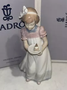 Lladro Porcelain Statue Happy Birthday 5429 RARE New M - Picture 1 of 6