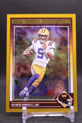 Jayden Daniels #302 2024 Score Dots Gold Washington Commanders SN/240 RC - Image 1 of 2