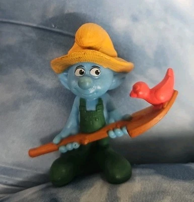 MCDONALDS HAPPY MEAL TOY THE SMURFS 2011 FARMER SMURF FIGURE PEYO! blue Smurf - Image 1 of 4