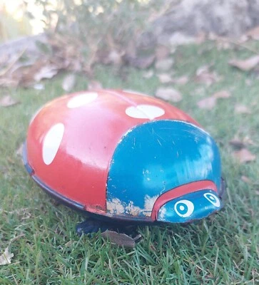 Coccinelle à friction Joustra jouet ancien en tôle années 1950 - Photo 1/4